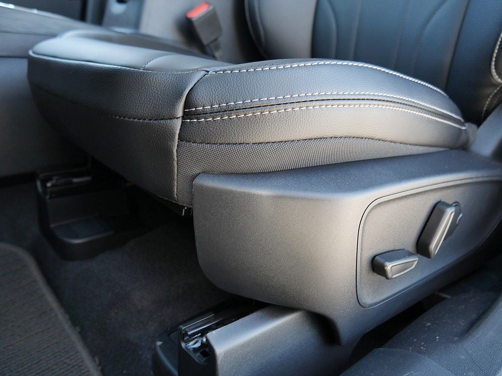 2026 Ford Escape Platinum AWD