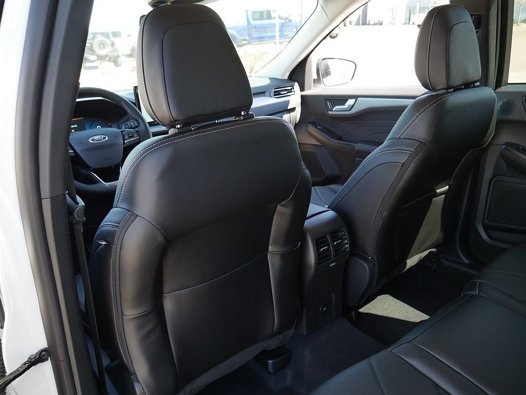 2026 Ford Escape Platinum AWD