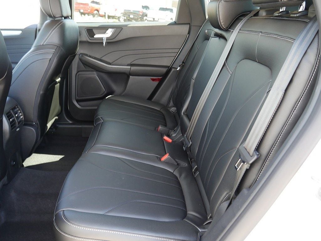 2026 Ford Escape Platinum AWD