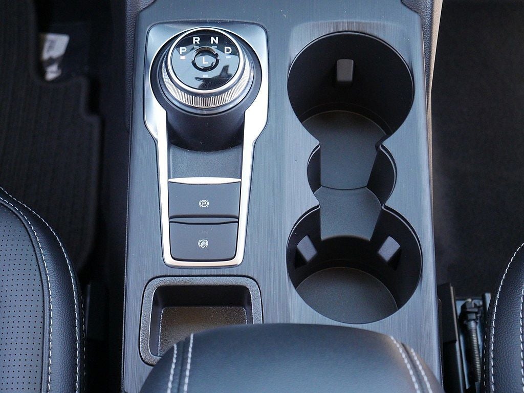 2026 Ford Escape Platinum AWD