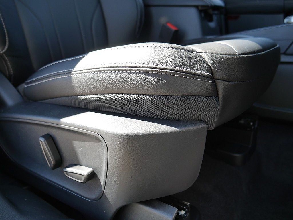 2026 Ford Escape Platinum AWD