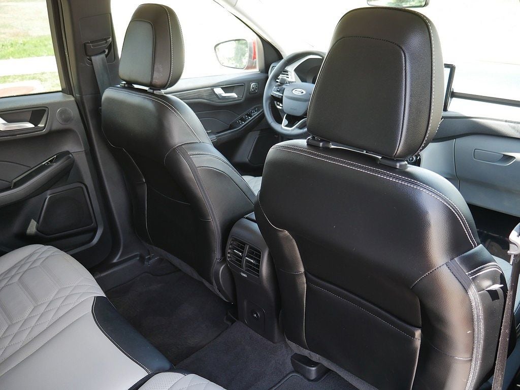 2023 Ford Escape Hybrid Platinum AWD