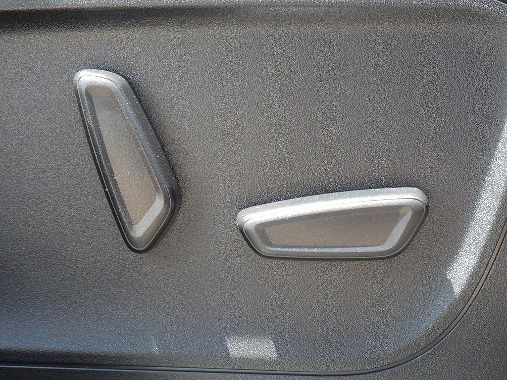 2023 Ford Escape Hybrid Platinum AWD