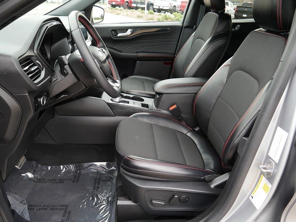 2024 Ford Escape ST-Line AWD