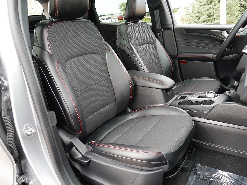 2024 Ford Escape ST-Line AWD