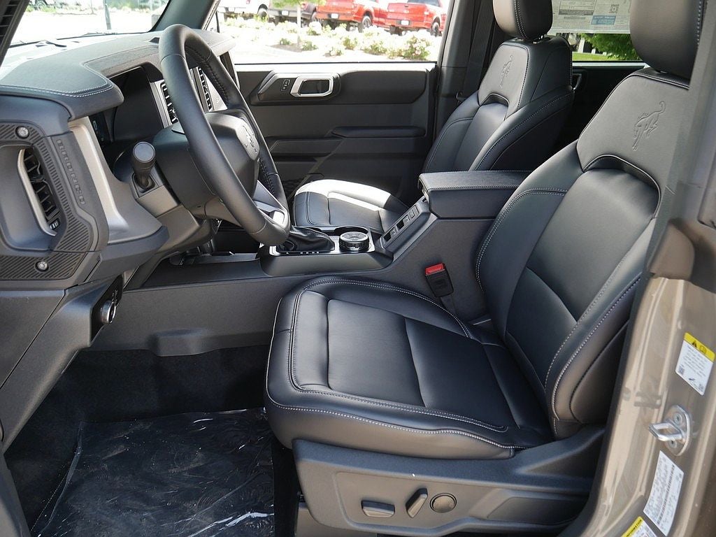 2026 Ford Bronco Outer Banks 4WD