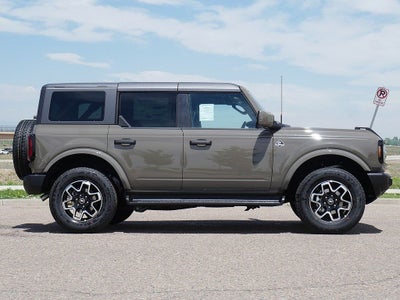 2026 Ford Bronco Outer Banks 4WD