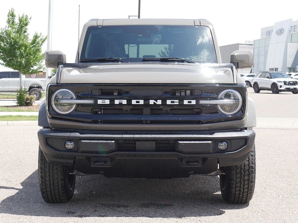 2026 Ford Bronco Outer Banks 4WD