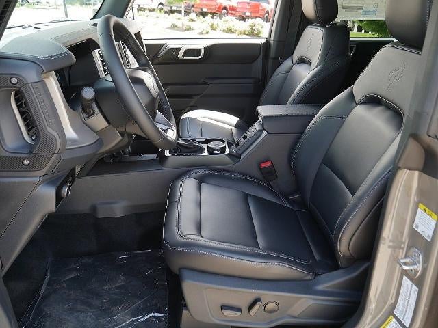 2026 Ford Bronco Outer Banks 4WD