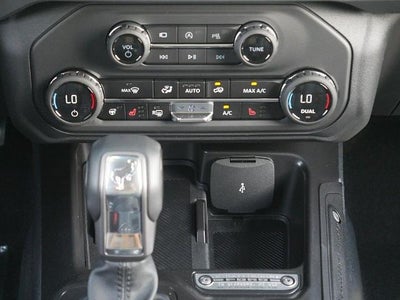 2026 Ford Bronco Outer Banks 4WD
