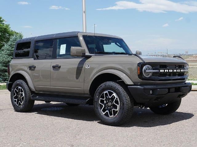 2026 Ford Bronco Outer Banks 4WD