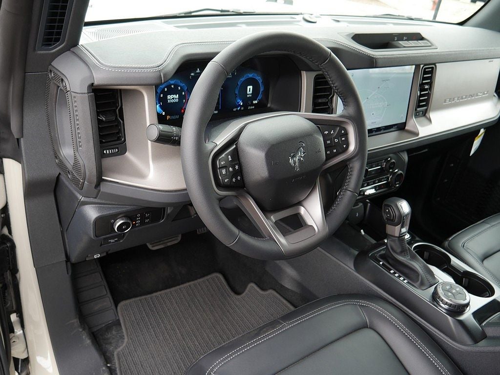 2026 Ford Bronco Outer Banks 4WD