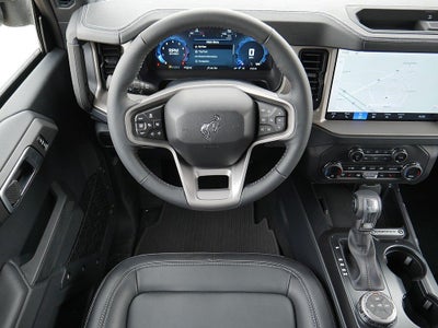 2026 Ford Bronco Outer Banks 4WD