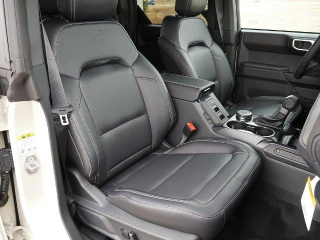 2026 Ford Bronco Outer Banks 4WD