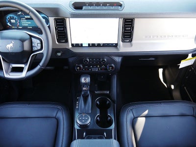 2026 Ford Bronco Outer Banks 4WD