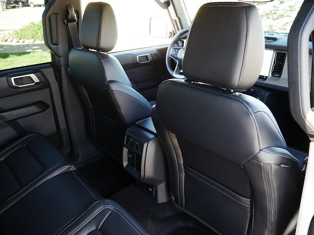 2026 Ford Bronco Outer Banks 4WD