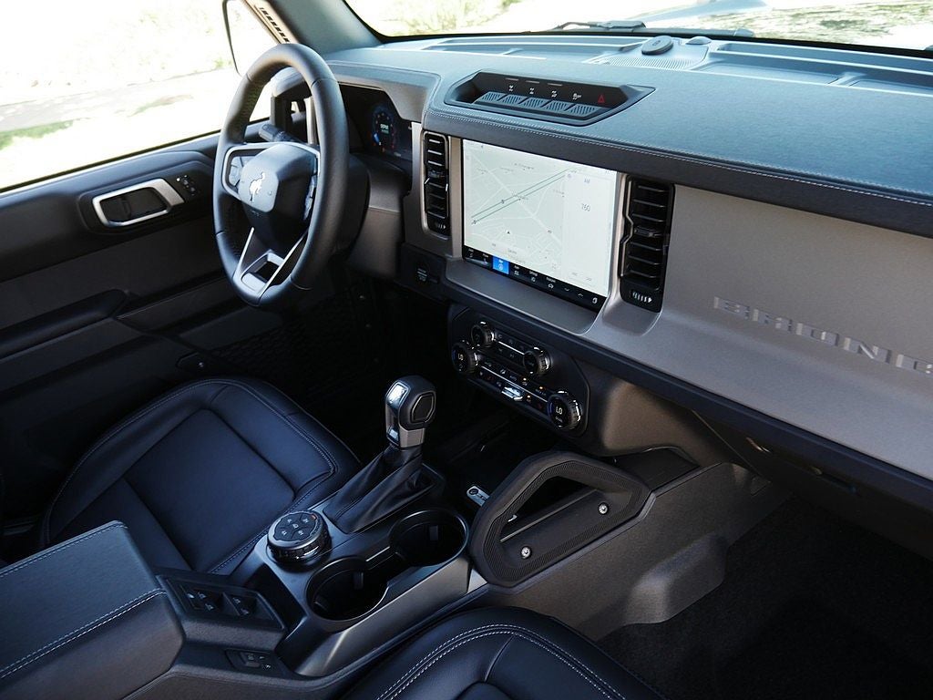 2026 Ford Bronco Outer Banks 4WD