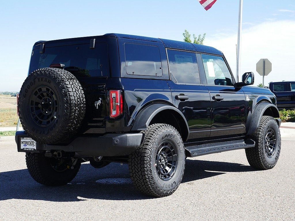 2026 Ford Bronco Outer Banks 4WD