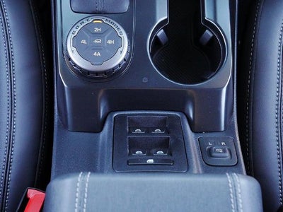 2026 Ford Bronco Outer Banks 4WD