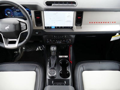 2026 Ford Bronco Outer Banks 60th Anniversary Package 4WD