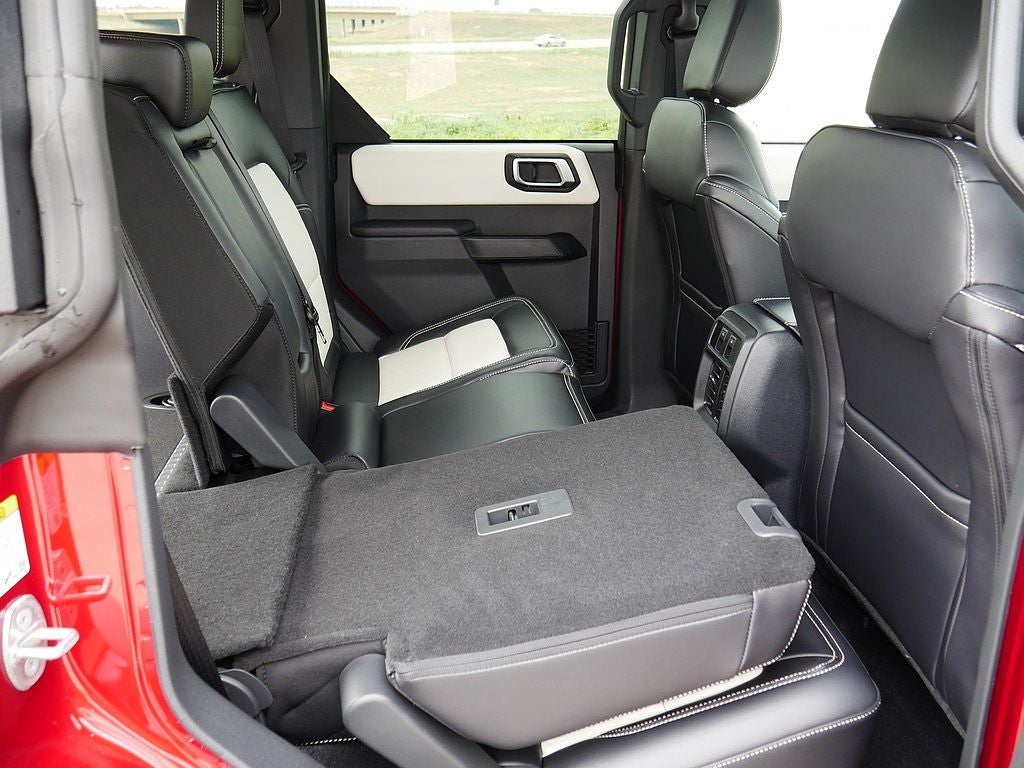 2026 Ford Bronco Outer Banks 60th Anniversary Package 4WD
