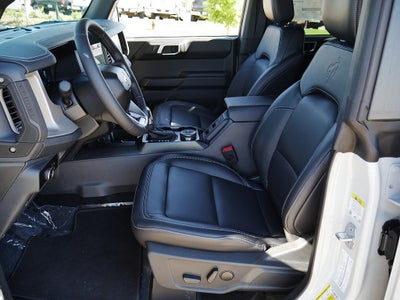 2026 Ford Bronco Outer Banks 4WD
