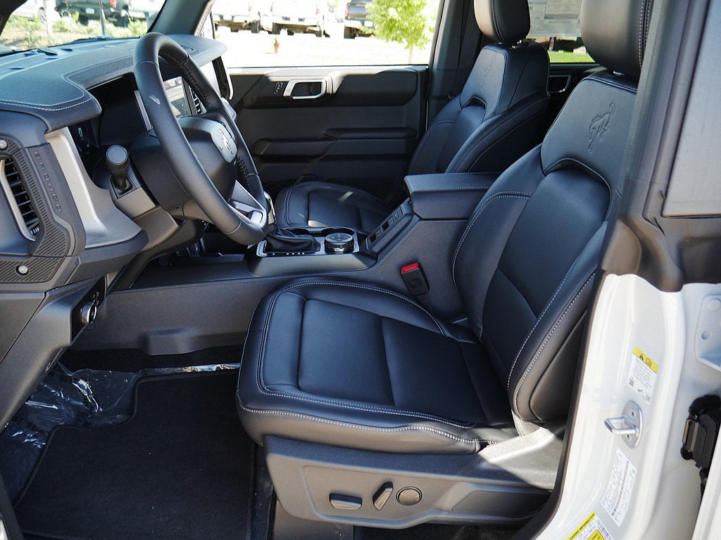2026 Ford Bronco Outer Banks 4WD