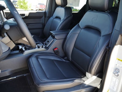 2026 Ford Bronco Outer Banks 4WD
