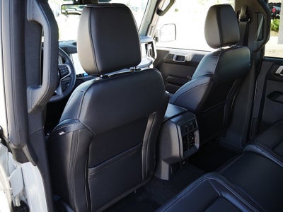 2026 Ford Bronco Outer Banks 4WD