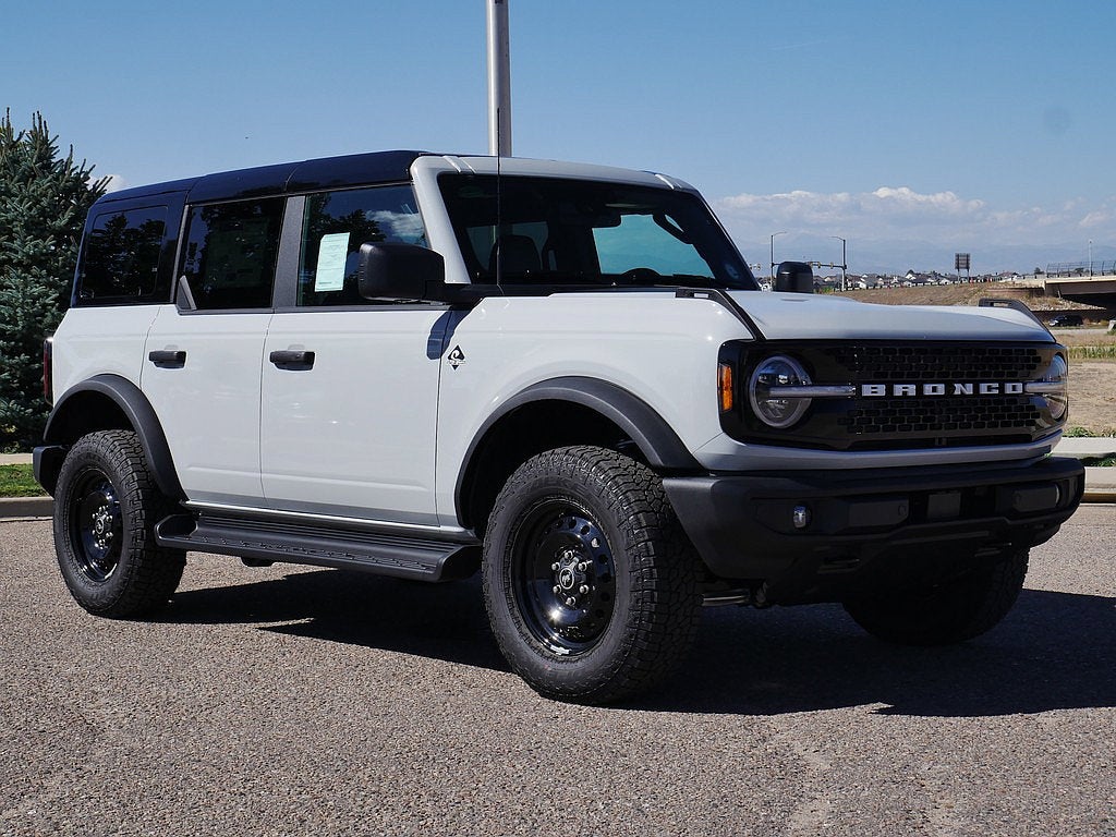 2026 Ford Bronco Outer Banks 4WD