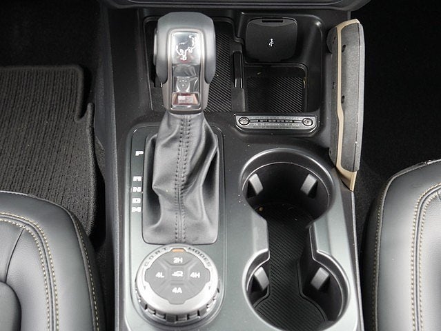 2025 Ford Bronco Badlands 4WD