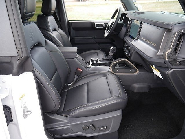 2025 Ford Bronco Badlands 4WD