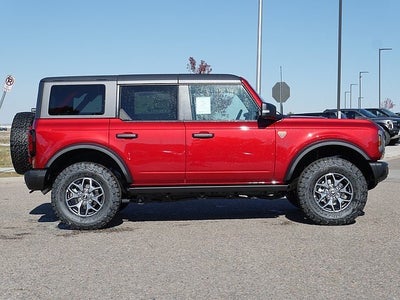 2025 Ford Bronco Badlands 4WD