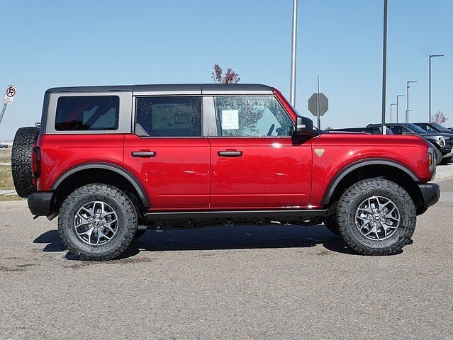 2025 Ford Bronco Badlands 4WD