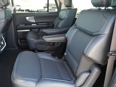 2026 Ford Expedition Max Platinum 4WD