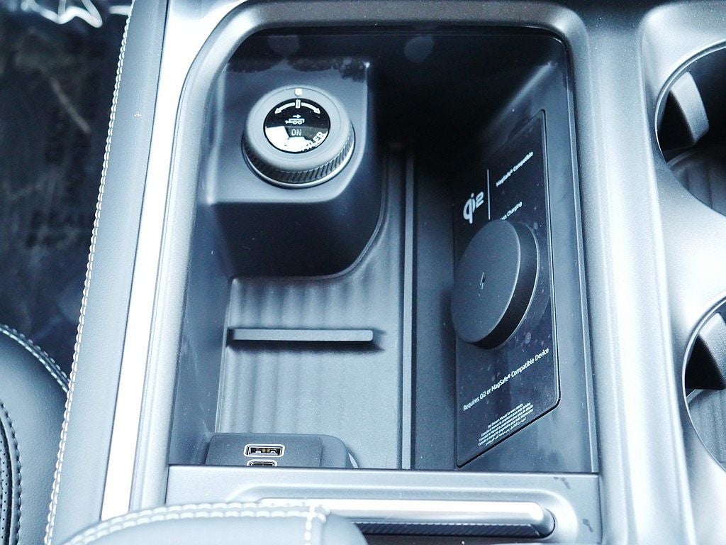 2027 Ford Expedition Max Platinum 4WD