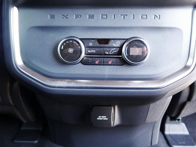 2027 Ford Expedition Max Platinum 4WD