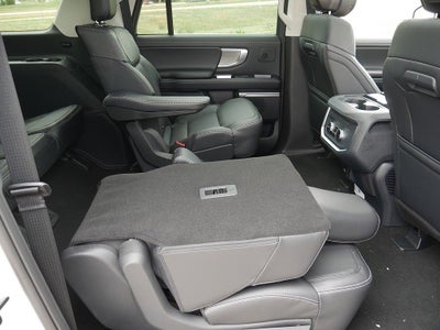 2026 Ford Expedition Max Platinum 4WD