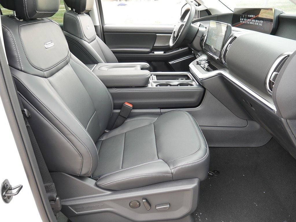 2026 Ford Expedition Max Platinum 4WD