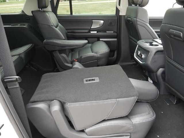 2026 Ford Expedition Max Platinum 4WD