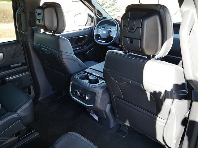 2026 Ford Expedition Max Platinum 4WD