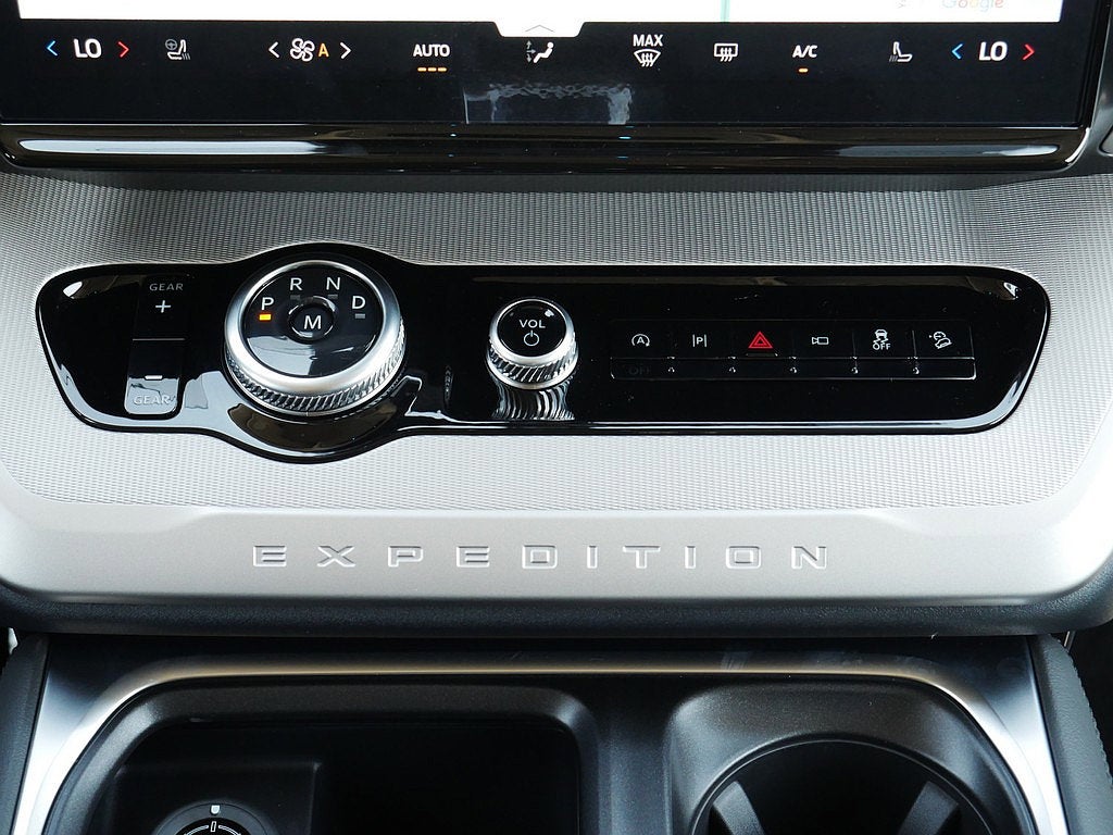 2027 Ford Expedition Active 4WD