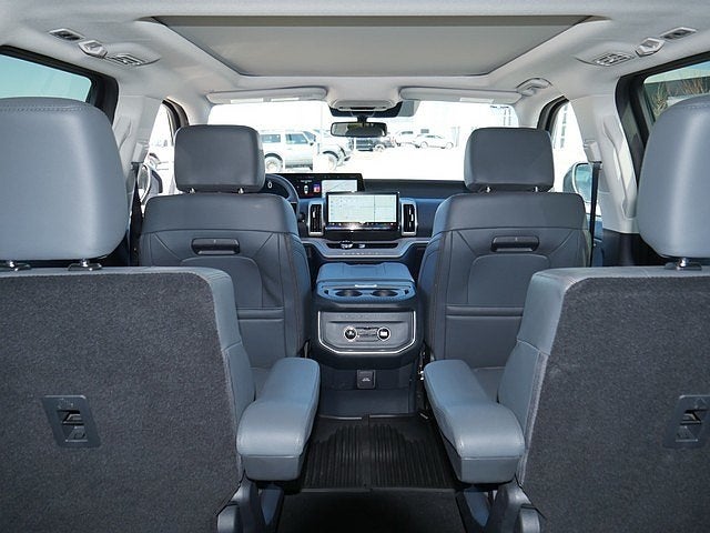 2025 Ford Expedition Active 4WD