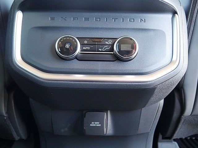 2025 Ford Expedition Active 4WD