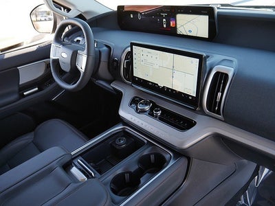 2025 Ford Expedition Active 4WD