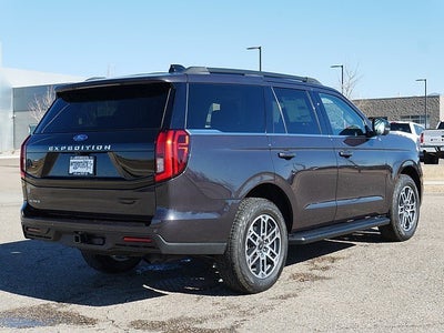 2025 Ford Expedition Active 4WD