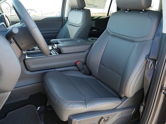 2025 Ford Expedition Active 4WD