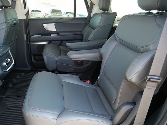 2025 Ford Expedition Active 4WD