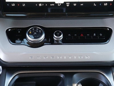 2025 Ford Expedition Active 4WD