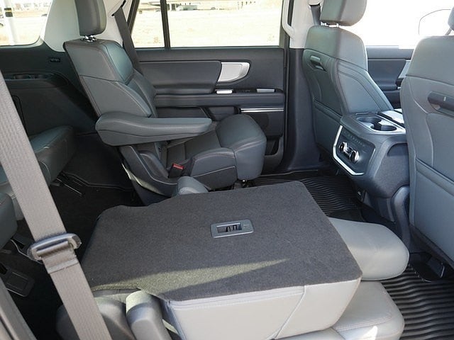 2025 Ford Expedition Active 4WD